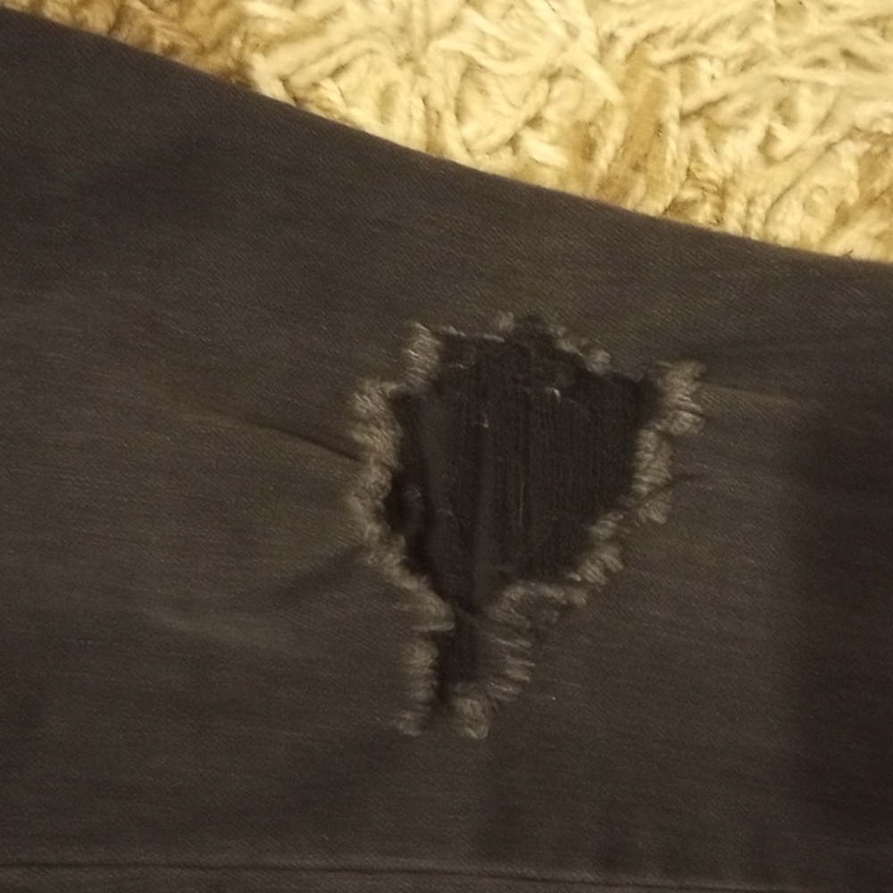 Distressed Jeans - Picture 3 of 5